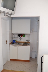 ap2_09.jpg